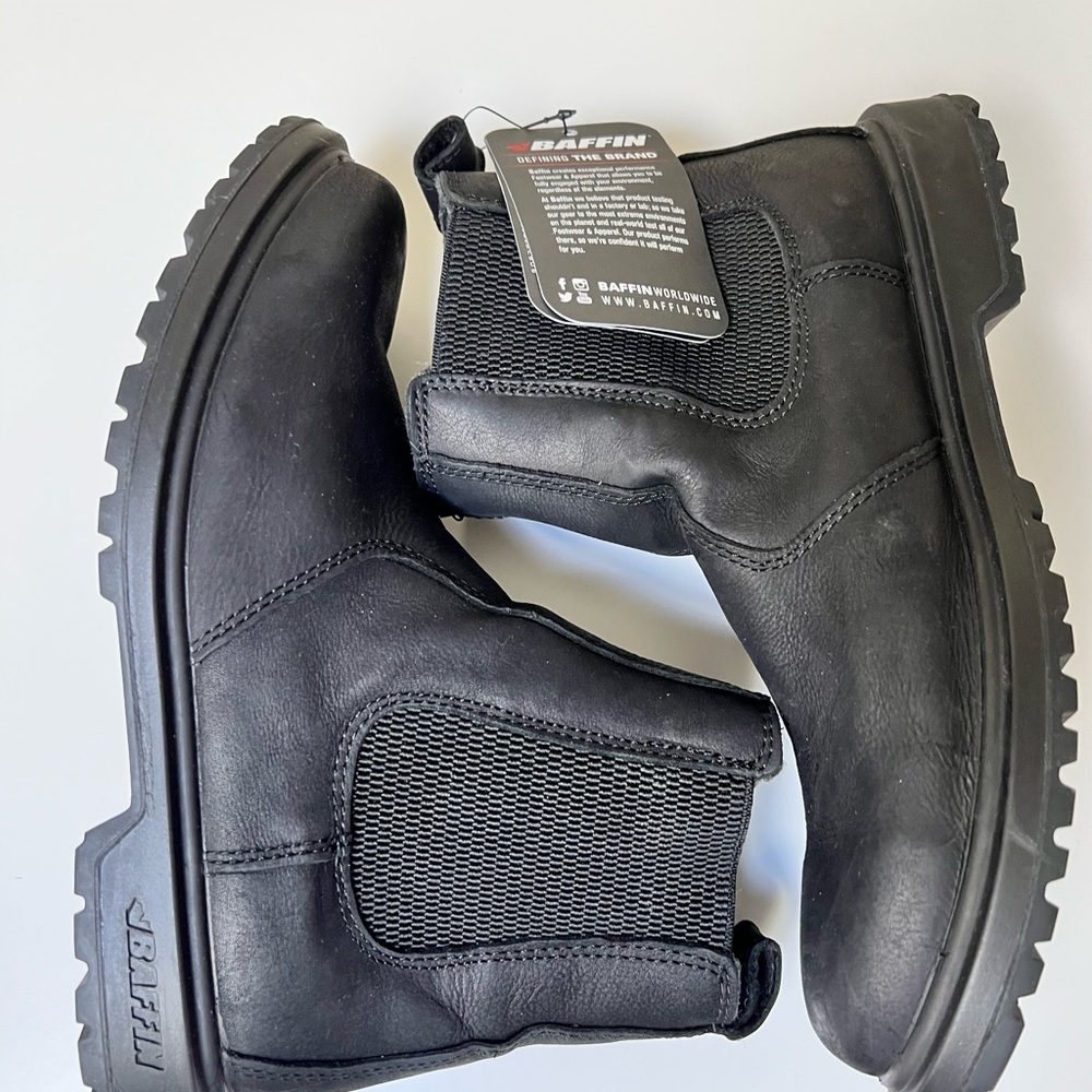 Baffin Eastern Men's Black Chelsea Boots NWT Size 10